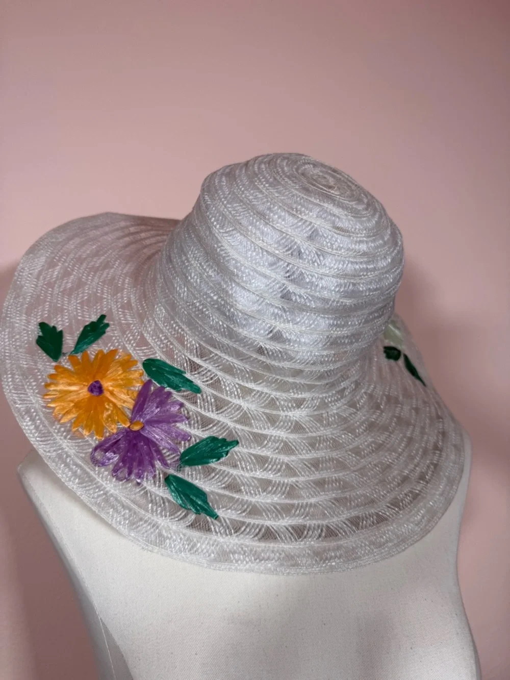 Vintage 1970's White Lace Embroidered Flower Wedding floppy SunHat Derby - Picture 3 of 16